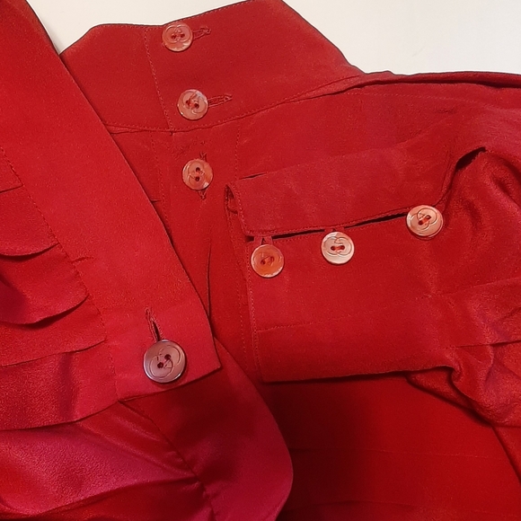 Vintage GUCCI Red Pleated Silk Crepe Blouse & Skirt  Set - Picture 11 of 12